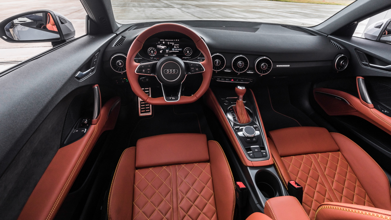 Illustration for article titled The Interior on the New Audi TT 20th Anniversary Edition Is a Stunner